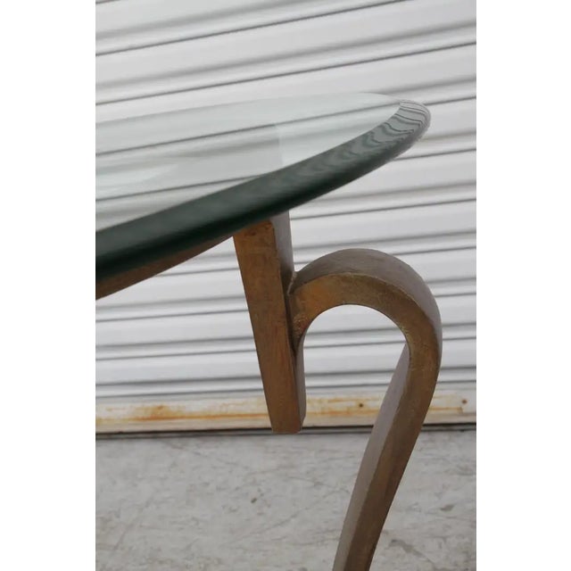 Late 20th Century Hollywood Regency Round Metal Coffee Table With Glass Top For Sale - Image 5 of 6