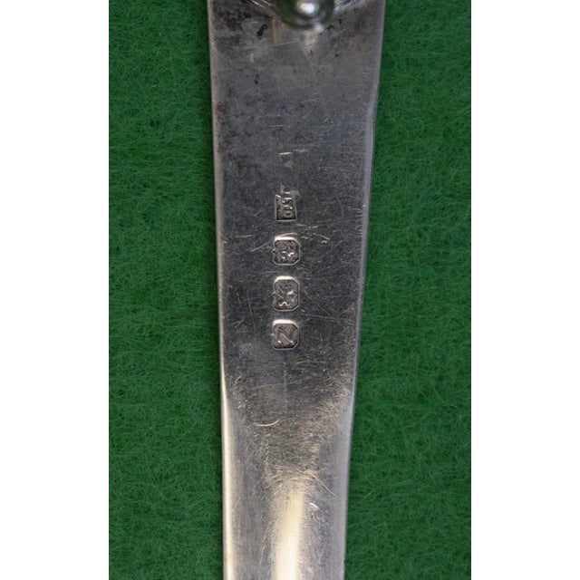 Sz: 5 1/4"L x 1/2"W x 1/2"D Details: * Sterling silver * Approximately 5" long * Approximately 20 grams * Figural fox head...