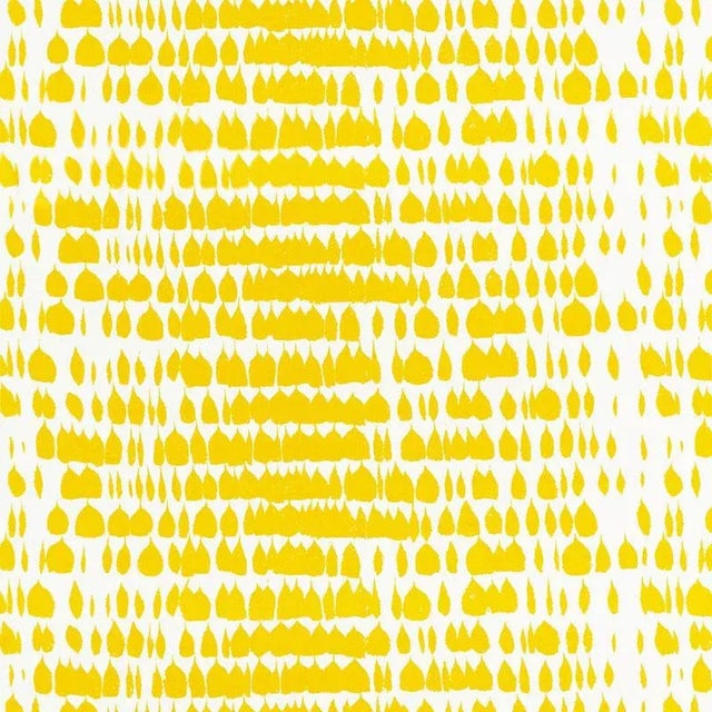 Modern Sample, Schumacher Queen of Spain Fabric in Daffodil For Sale - Image 3 of 3