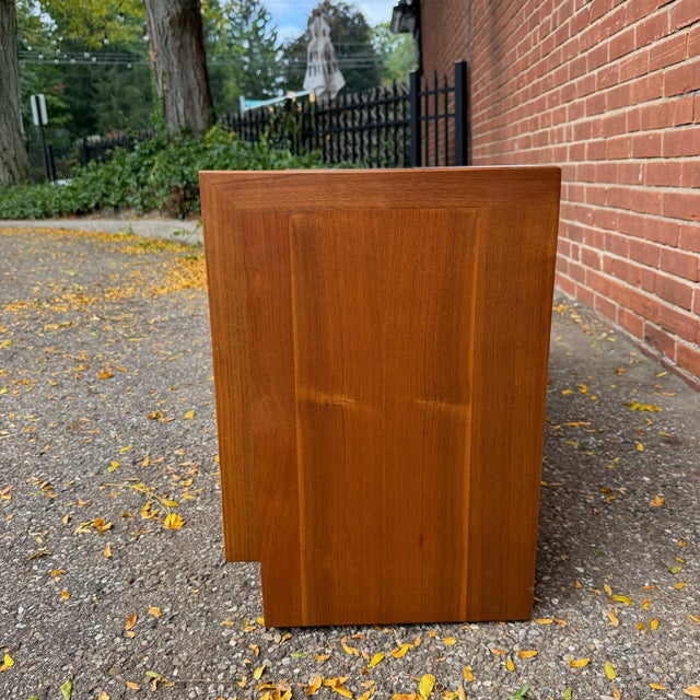 Mid-Century Modern Merton Gershun for Dillingham Esprit Walnut Record Storage Bench For Sale - Image 3 of 12