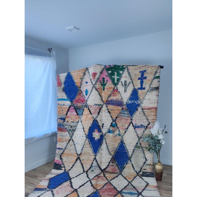 2020s Ivory Multicolor Diamond Wool Moroccan Boujaad Rug For Sale - Image 5 of 12