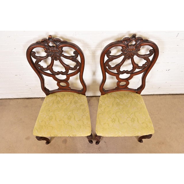 1920s Romweber Antique French Provincial Louis XV Carved Walnut Side Chairs or Dining Chairs, Pair For Sale - Image 5 of 13