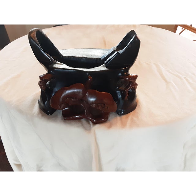 Early 20th Century Early 20th Century Chinese Hand Carved Crystal Sculpture on a Rosewood Stand For Sale - Image 5 of 11