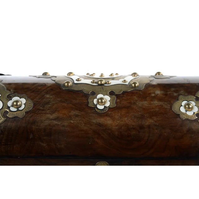 19th C. English Domed Walnut Document Box For Sale - Image 4 of 9