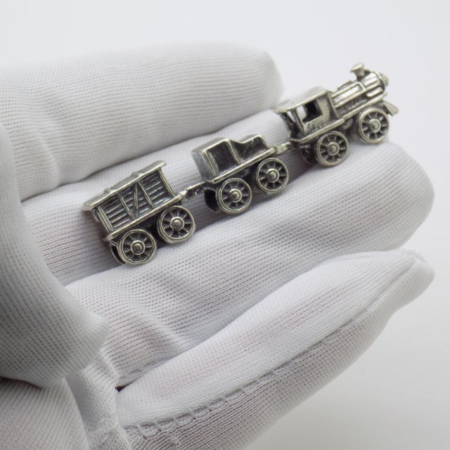 Vintage miniature with a nostalgic charm depicting a toy train, handmade in Italy between the 1980s and 1990s in genuine...