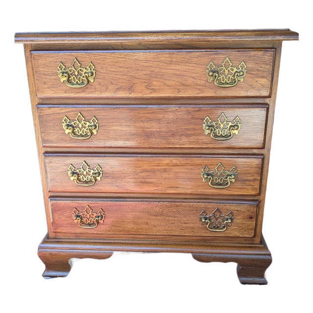 Vintage Chippendale Style 4-Drawer Bachelor Nightstand For Sale