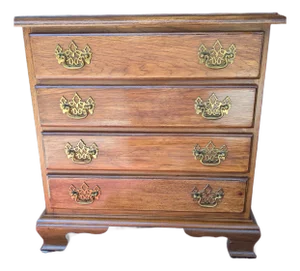 Vintage Chippendale Style 4-Drawer Bachelor Nightstand