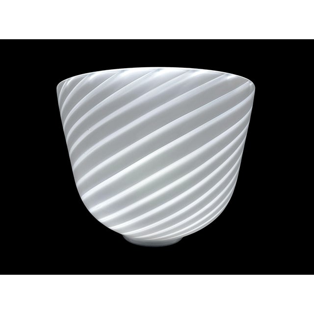 Mid-Century Modern Swirl Murano Glass Wall Lamp from De Majo, 1980s For Sale - Image 3 of 12
