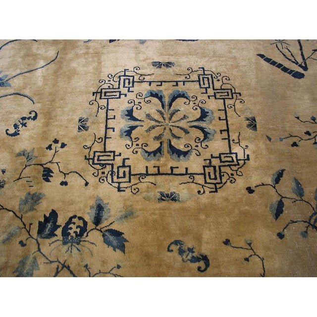 1920s Antique 1920s Beige Floral Deco Rectangle Chinese Peking Knotted Wool Rug For Sale - Image 5 of 10