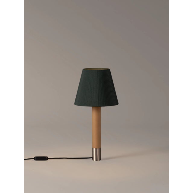 Nickel and green básica m1 table lamp by santiago roqueta, santa & cole dimensions: d 25 x h 52 cm materials: nickel,...