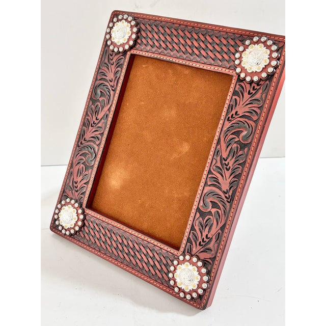 Glass 1980s Southwestern Tooled Leather Picture Frame With Concho Accents, Holds 5x7 Photo For Sale - Image 7 of 12