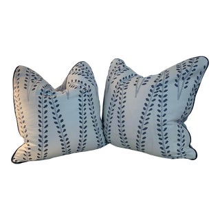Sister Parish “Willow” Pillows- a Pair For Sale