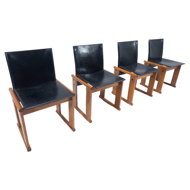 Chairs attributed to Afra & Tobia Scarpa, Italy, 1960s, Set of 4 For Sale