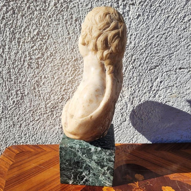 Figurative Bust, 1600s, Marble For Sale - Image 6 of 18