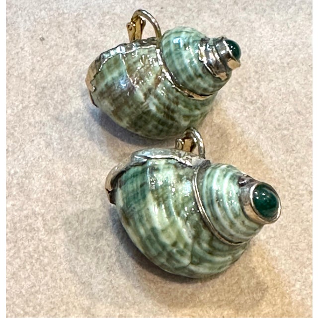 Vintage Turbo Shell Emerald Gold Earring Mother of Pearl Clip on Earring For Sale - Image 13 of 18