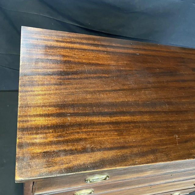 Brown 19th Century American Sheraton Mahogany Chest of Drawers For Sale - Image 8 of 13