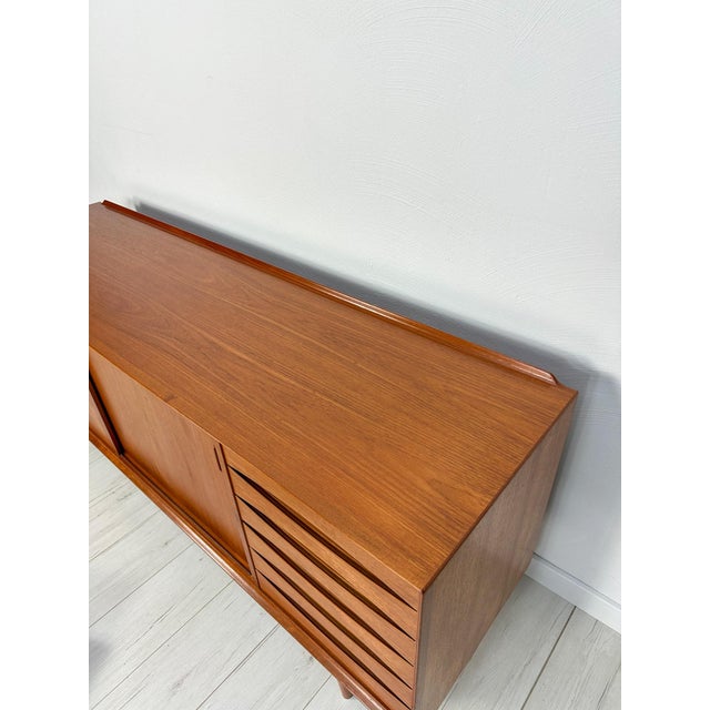 Brown Vintage Mid-Century Danish Teak OS29 Sideboard by Arne Vodder for Sibast, 1960s For Sale - Image 8 of 16
