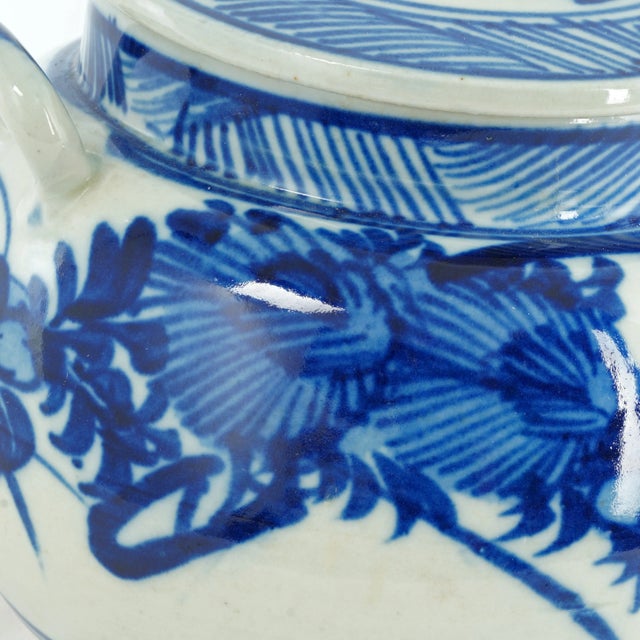 Large Chinese Blue and White Porcelain Floral Tea Pot C. 1900 For Sale - Image 9 of 13