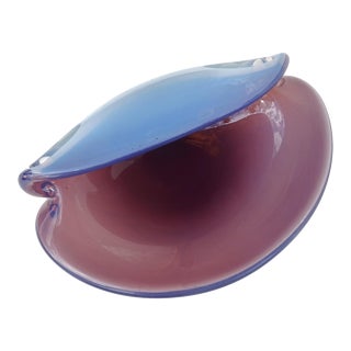 Murano Cenedese Vintage Opalescent Purple White Italian Art Glass Clam Seashell Decorative Bowl For Sale