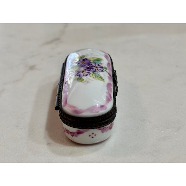 Vintage Limoges Trinket Box - Hand Painted and Signed For Sale In Los Angeles - Image 6 of 9