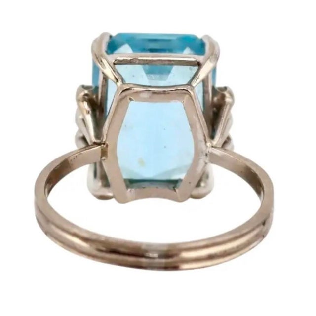 Vintage H. Stern 18k Gold Emerald Cut Aquamarine Diamond Cocktail Ring For Sale In Tampa - Image 6 of 9
