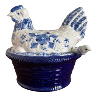 Vintage Hand Painted Blue White Hen Chicken Tureen For Sale