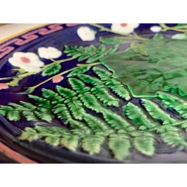 Late 19th Century J Roth London English Majolica Greek Key Motif Taza For Sale - Image 5 of 8