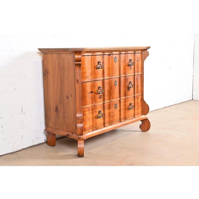 1990s Romweber Spanish Baroque Carved Pine Commode or Chest of Drawers For Sale - Image 5 of 13