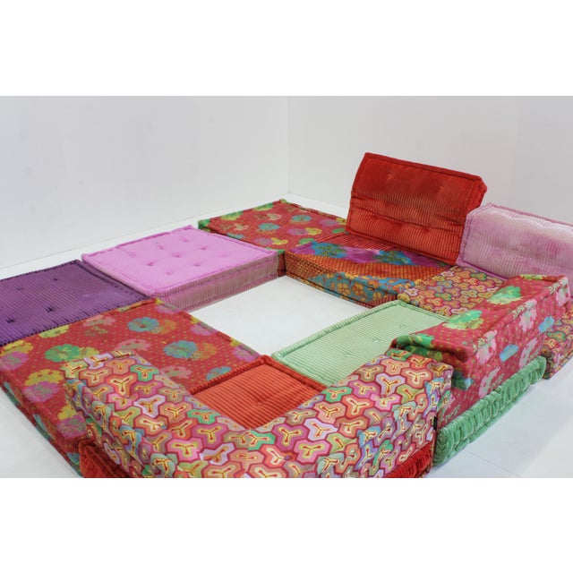Roche Bobois Mah Jong sofa Kenzo Takada design by Hans Hopfer ,set of 12 Roche Bobois Mah jong modular sofa consiting of...