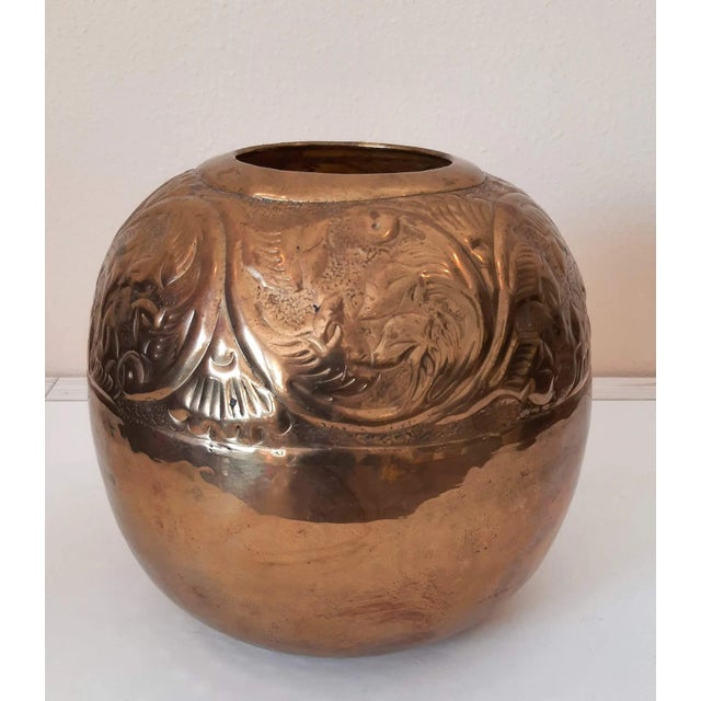 Mid-Century Modern Scallop Brass Embossed Hammered Planter Vase For Sale - Image 3 of 6