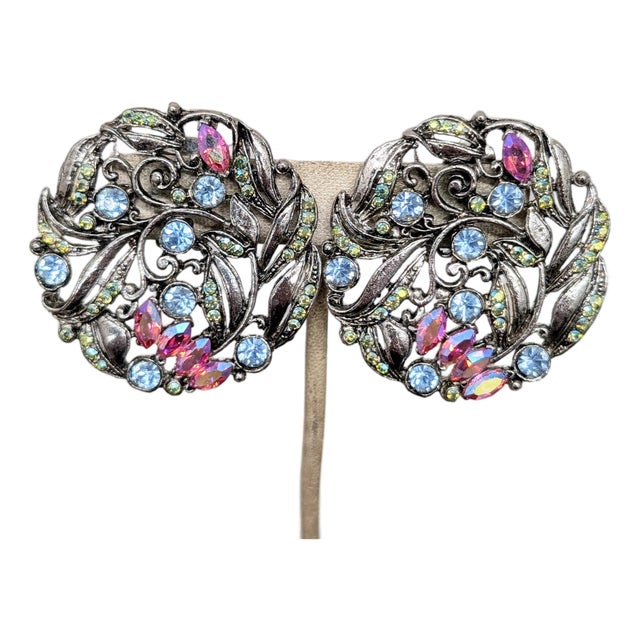 Vintage 1980s Signed Thelma Deutsch Large Round Silvertone Pastel Rhinestone Clip Earrings-2 Pieces For Sale