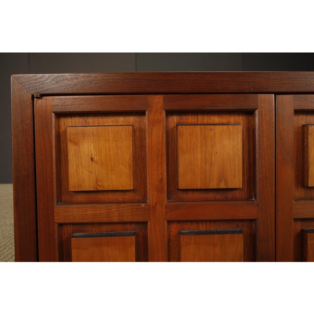 Vintage Mid-Century Brutalist Style End Table Wood Cabinet by Lane For Sale - Image 10 of 18