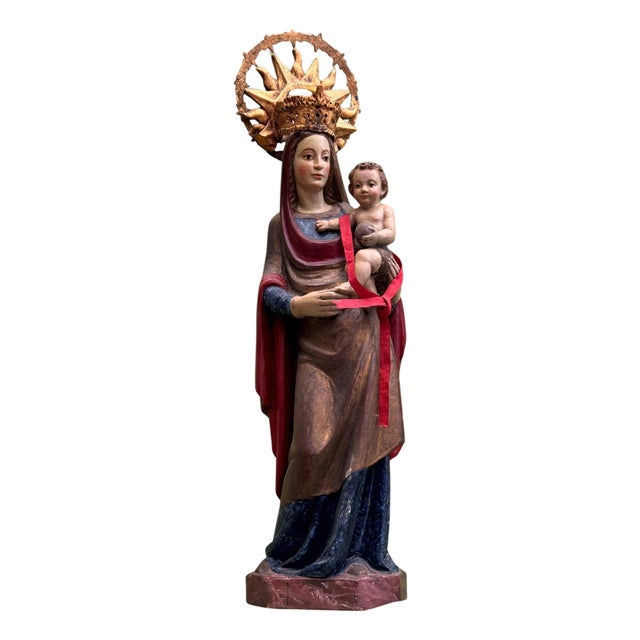 Virgin and Child in Polychrome Wood For Sale