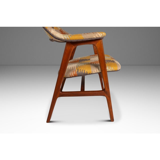 Set of Two (2) Mid-Century Danish Modern Armchairs in Teak W/ Bespoke Fabric by Erik Kirkegaard for Høng Stolefabrik, Denmark, C. 1950's For Sale - Image 12 of 18