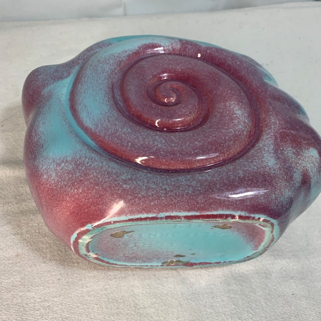 1960s Vintage Mid-Century West Coast Pottery California Shell Planter No. 113 – Pastel Turquoise & Dusty Pink For Sale - Image 5 of 6