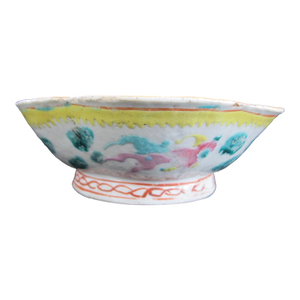 Chinese Porcelain Enamel Koi Fish & Flower Turquoise Center Nyonya Lobed Bowl