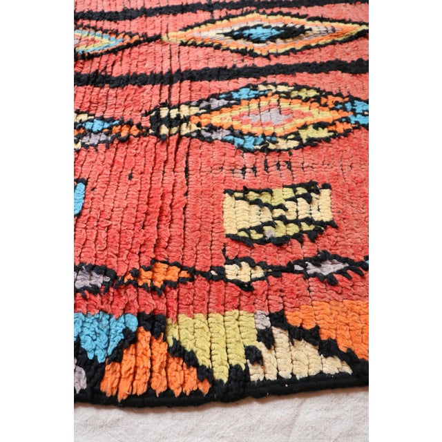 Moroccan Vintage Rug 5x9 Ft For Sale In Cleveland - Image 6 of 9