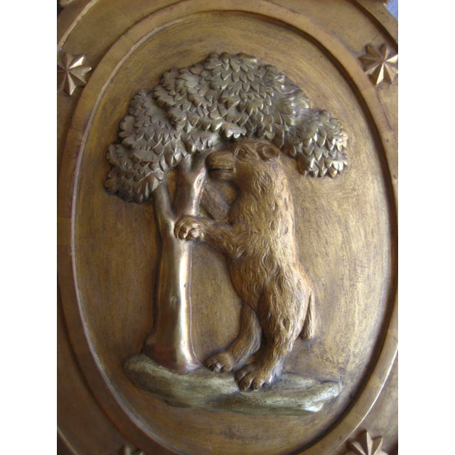 18th Century Pair of Gild Carved Wood Coat of Arms For Sale - Image 4 of 12