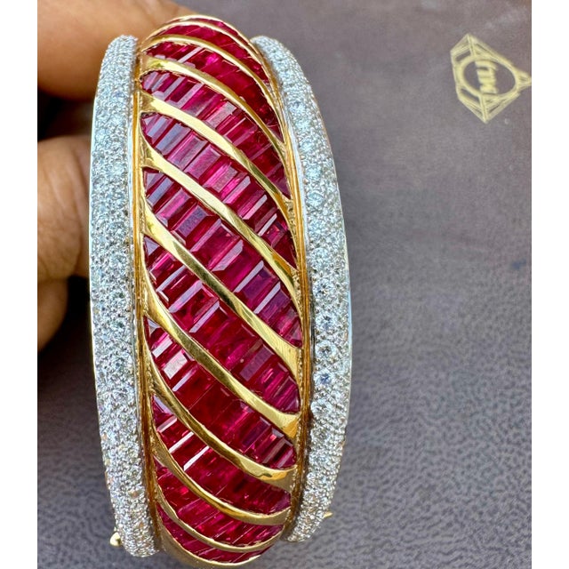 1960 Vintage 16 Ct Burma Ruby & 6 Ct Diamonds 18 Kt Yellow Gold 109 Grams Bangle For Sale - Image 18 of 18