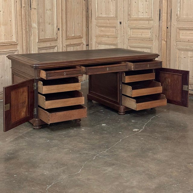 19th Century French Louis Philippe Period Executive Leather Top Mahogany Desk For Sale - Image 15 of 18