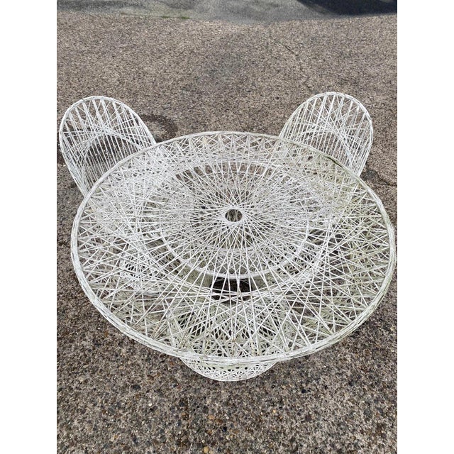 Russell Woodard Vintage Russell Woodard Mid Century Modern Spun Fiberglass Patio Dining Set 5 Pc For Sale - Image 4 of 12