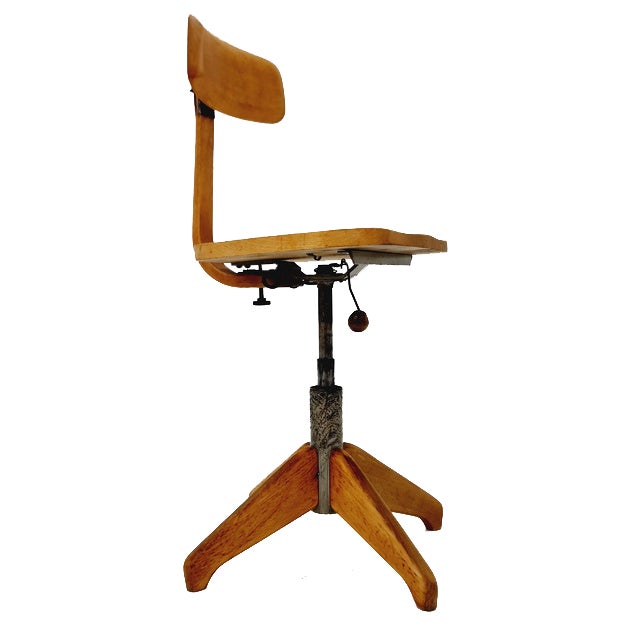 Bauhaus Swivel Office Chair in Wood by Der Ferderdreh, 1930s For Sale