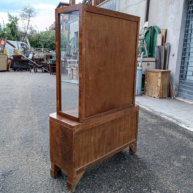 Italian Art Deco Display Cabinet For Sale - Image 16 of 18