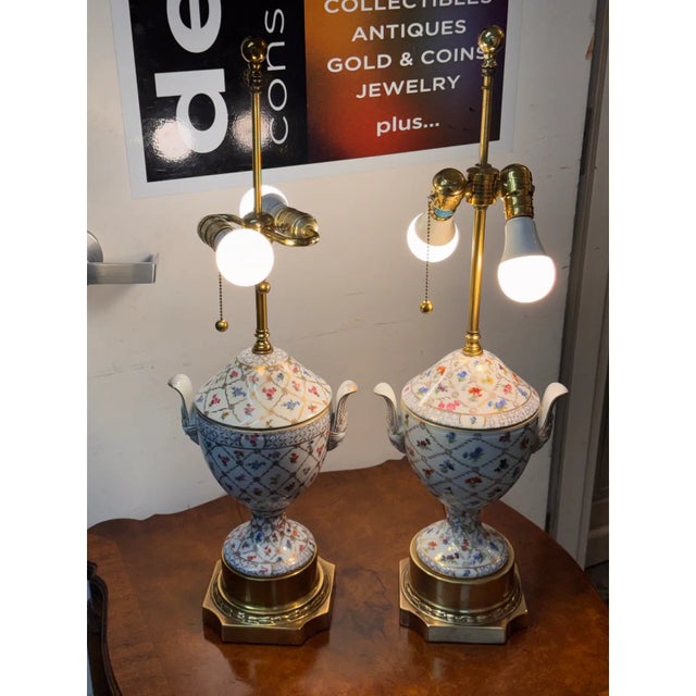 Frederick Cooper Frederick Cooper Vintage Porcelain Table Lamps, Pair For Sale - Image 4 of 12