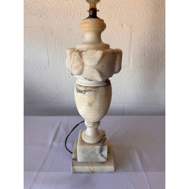 1960s MCM Carved Alabaster Urn Table or Desk Lamp With Leaf Motif For Sale - Image 11 of 12