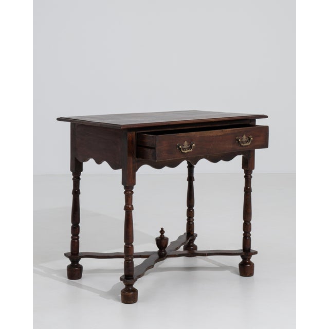Neoclassical 19th Century William And Mary Side Table In Original Patina For Sale - Image 3 of 17