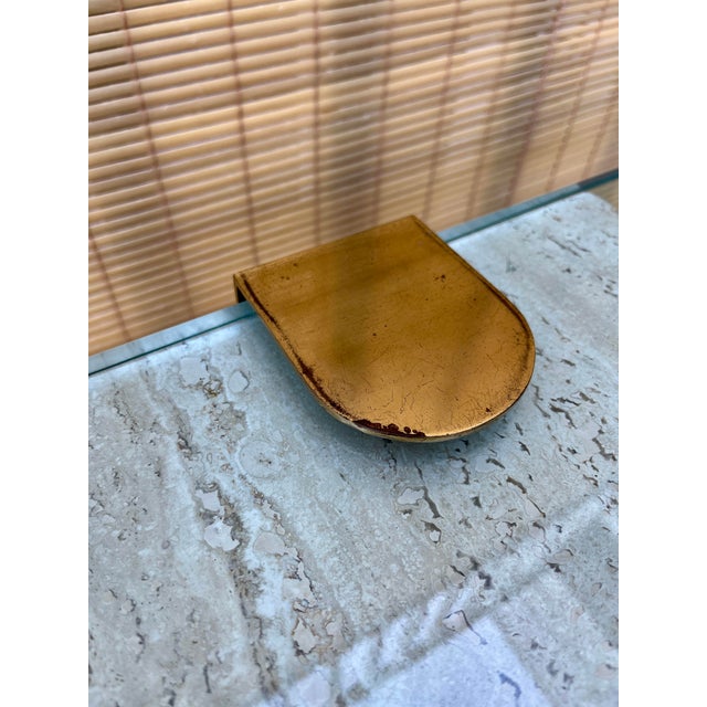 Postmodern Marble and Brass Half-Moon Shaped Side Table in the Artedi Style. Circa 1980s. For Sale - Image 16 of 18