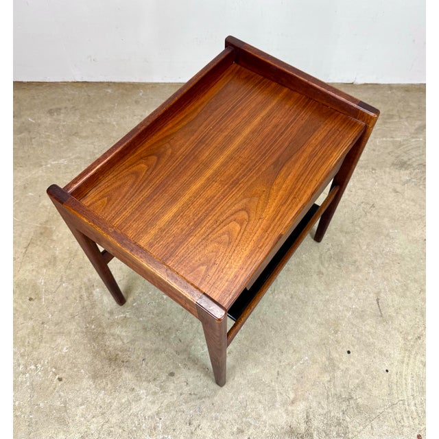 Wood 1960’s Mid Century Modern Jens Risom Walnut Nightstand For Sale - Image 7 of 12