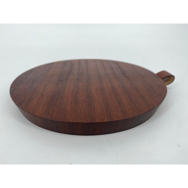 Wood Mid-Century Teak Cutting Board with Integrated Knife by Carl Auböck for Auböck Werkstätten, Austria, 1950s, Set of 2 For Sale - Image 7 of 11