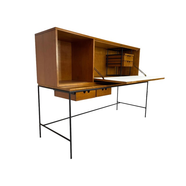Winchendon Furniture “Planner Group” Paul McCobb for Winchendon Planner Group Secretary Desk, 1950s For Sale - Image 4 of 18